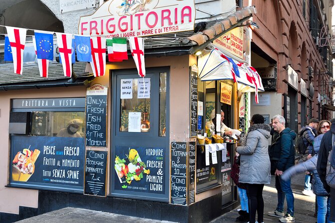 Taste Genoa: A Full Meal Walking Food Tour by Do Eat Better - Stop one: Genoa’s pesto at Chiesa di San Pietro in Banchi