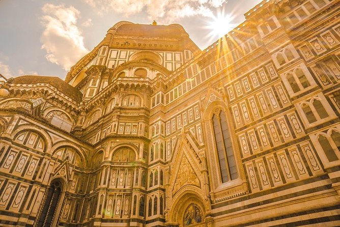 The Best Tour in Florence: Renaissance and Medici Tales - Palazzo Medici Riccardi and the family’s first great palace