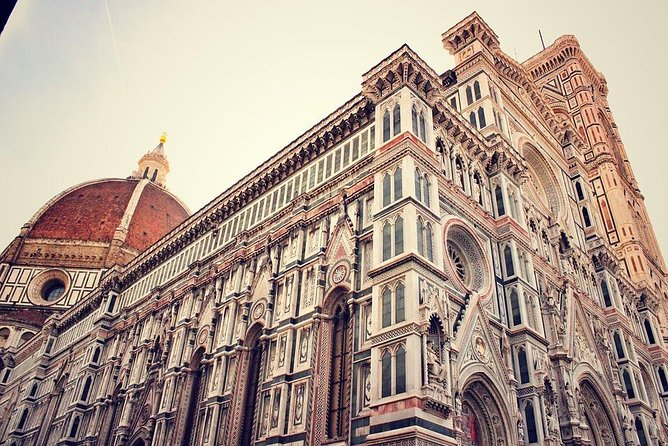 The Best Tour in Florence: Renaissance and Medici Tales - Piazza della Signoria and Florence’s public stage