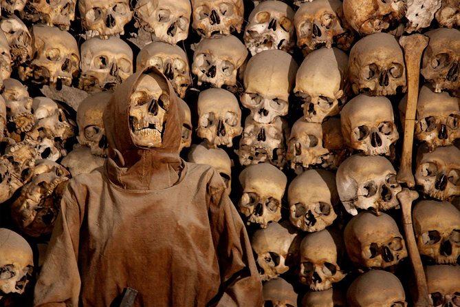 The Original Roman Crypts and Catacombs Tour with Transfers - San Martino ai Monti and Rome built in layers