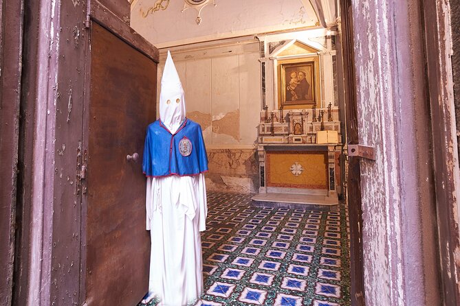 The Skull with the Ears: the Cult of the Dead in the Church of S. Luciella - What the Friday schedule means for your day