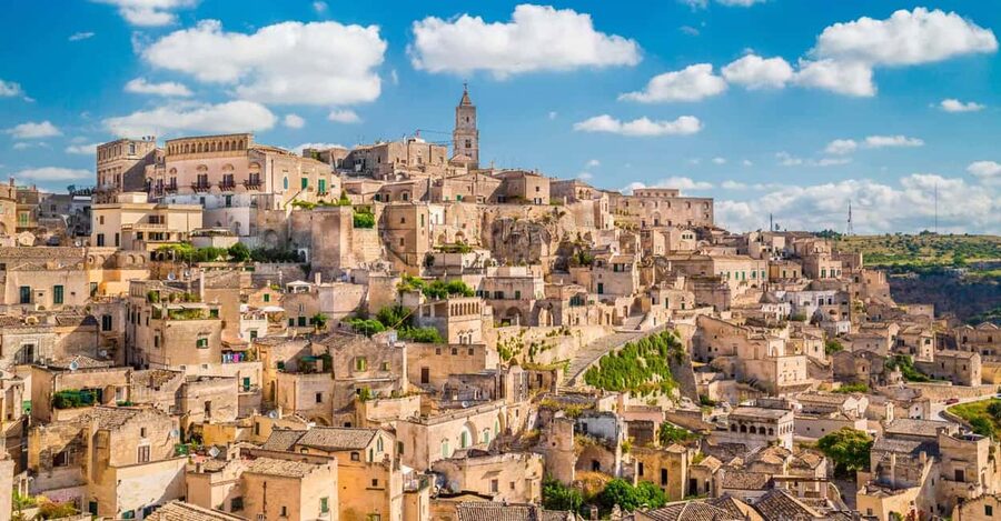 Tour di Alberobello e Matera in bus privato da Bari - Who should book this experience?