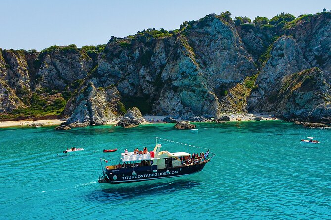 Tour of the Costa degli Dei by boat, 3 hours with aperitif included - Tropea Beach and the final photographs