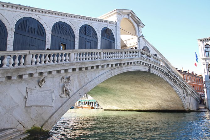 Tour of The Real Hidden Venice - Ponte Chiodo and an older Venetian design