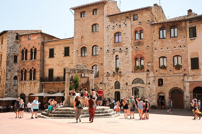 Tuscany: Day Trip to Pisa, Siena, San Gimignano, and Chianti - San Gimignano and the towers of the Middle Ages