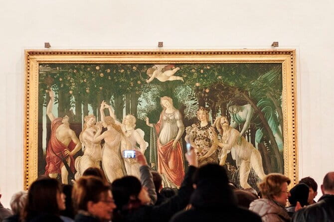 Uffizi Gallery Entrance Ticket with Priority Access - Finding the meeting point outside the Uffizi
