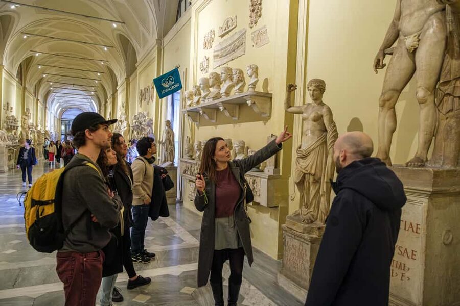 Vatican Museums & Sistine Chapel Guided Tour - Preparing for Michelangelo before the Sistine Chapel