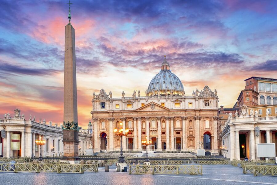 Vatican: Museums Sistine Chapel & St. Peter's Basilica Tour - Key points to know before booking