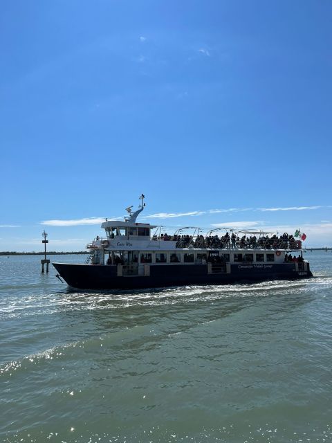 Venetian Lagoon Tour: Visit Murano, Burano and Torcello - Murano: glass, salesrooms, and a short introduction to the craft
