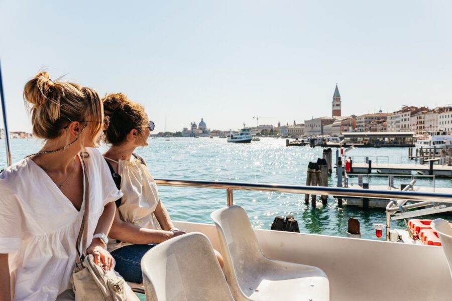 Venice: Burano, Torcello & Murano Boat Tour w/Glassblowing - Key points to know before booking