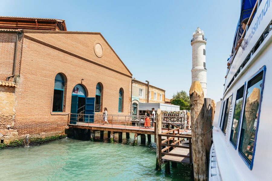 Venice: Burano, Torcello & Murano Boat Tour w/Glassblowing - Burano: the island to protect time for