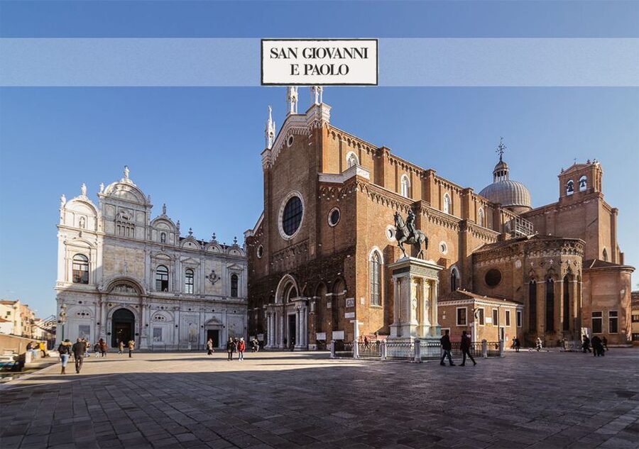 Venice: City Center Historical Guided Walking Tour - Guides, group size, and pace