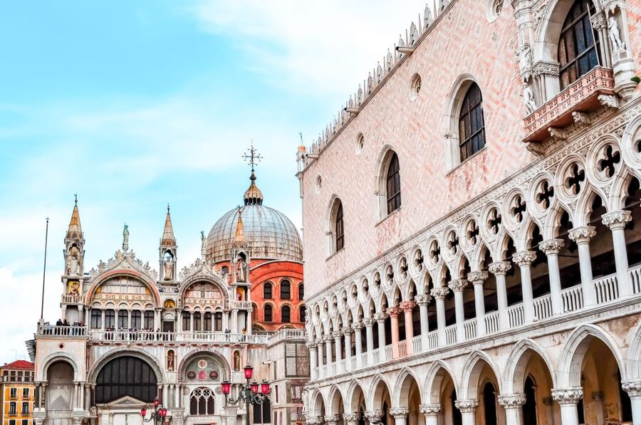 Venice: Doge's Palace and St. Mark's Basilica Tour - St. Mark’s Basilica and its golden interior