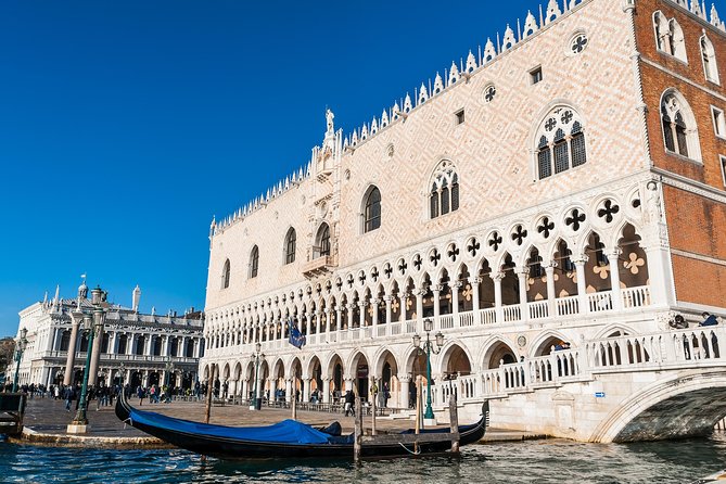 Venice: Doge’s Palace Prisons & Secret Itineraries Guided Tour - The Secret Itineraries Above the Palace