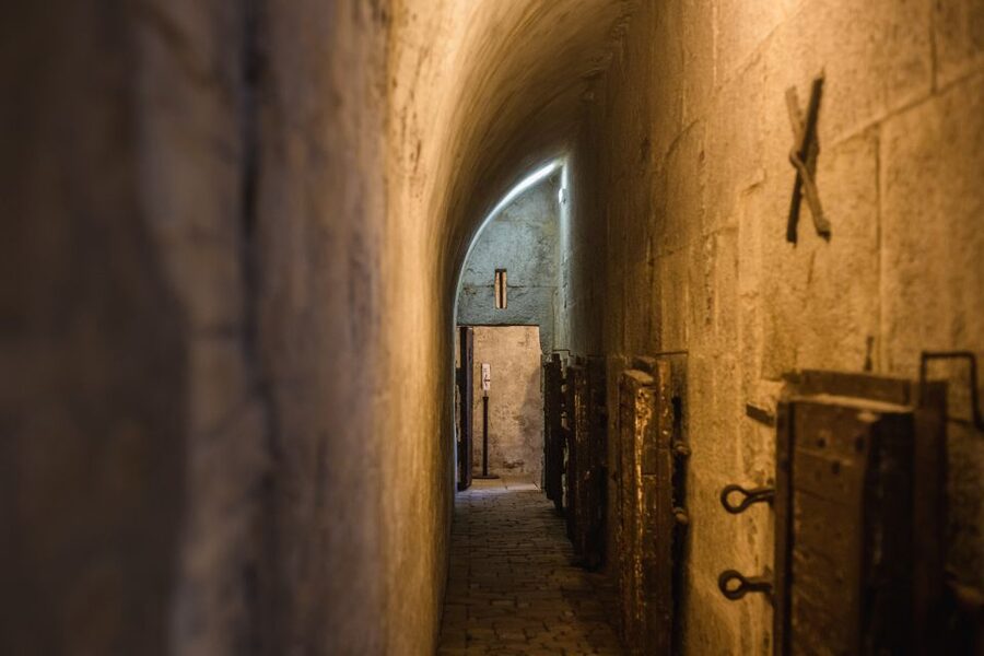Venice: Doge's Palace Skip-the-Line Ticket with Guidebook - The History Gallery and its VR journey through St. Mark’s Square