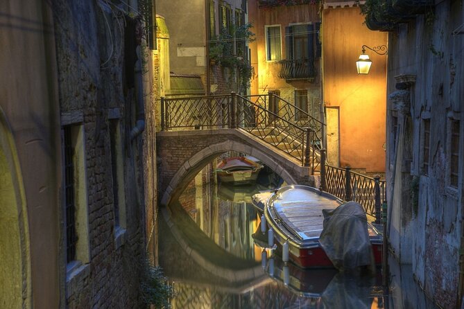Venice Ghost Stories, Legends and Anecdotes Tour - Rio Tera degli Assassini: the right setting for grim tales