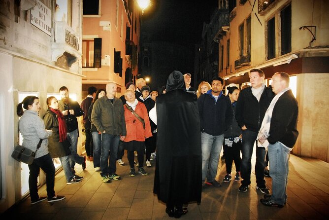 Venice Ghost Stories, Legends and Anecdotes Tour - Sotoportego e Corte Nova and Venice’s secret nightlife