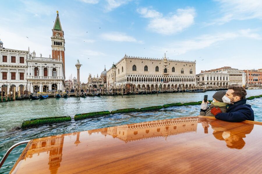 Venice: Grand Canal Boat Tour - La Madonna della Salute from the Water