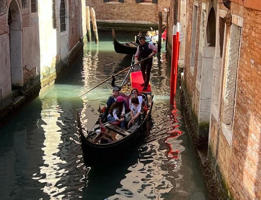 Venice: Grand Canal by Gondola with Live Commentary - Is $44.41 good value in Venice?