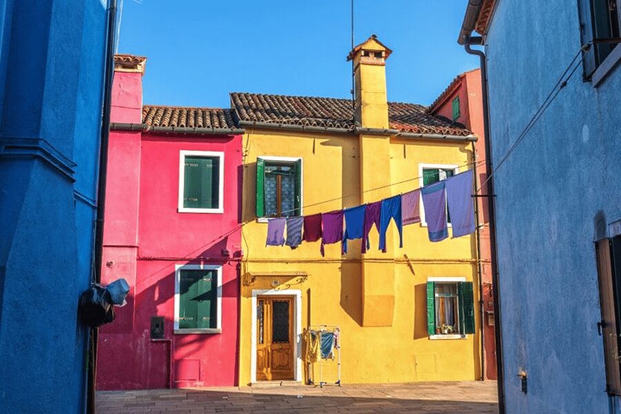 Venice Islands: Murano Glass & Burano Colors Guided Visit - The guide can shape the whole day