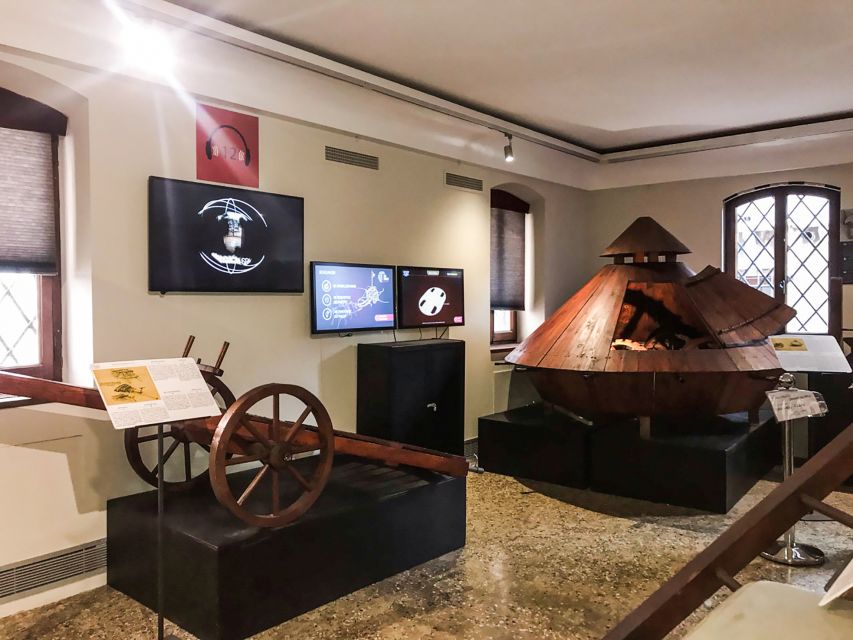 Venice: Leonardo Da Vinci Museum Entrance Ticket - Finding the entrance at Campo San Rocco