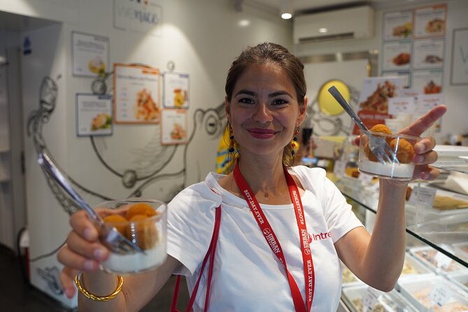 Venice Like a Local: Food, Wine & Spritz Tour with Traghetto Ride - The first tastings: seafood, Prosecco, and aperitivo