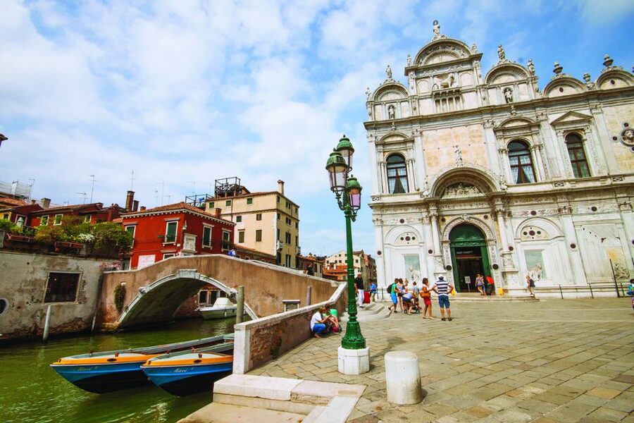 Venice: Morning Walking Tour - Campo Santa Maria Formosa and the church of the doges
