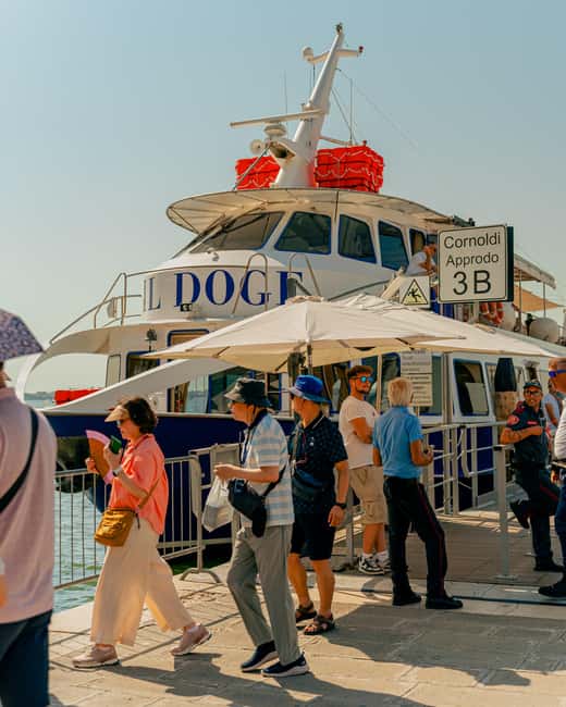 Venice: Murano and Burano Boat Tour with Glass Factory Visit - Who Will Get the Most From This Boat Tour?