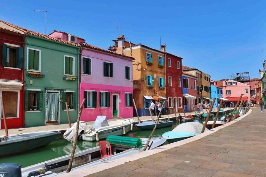 Venice: Murano and Burano Boat Tour with Glass Factory Visit - Practical Tips for a Smoother Day