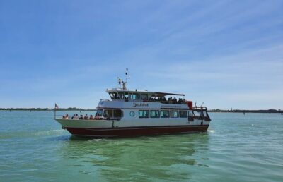 Murano & Burano Panoramic Boat Tour w/ Glassblowing