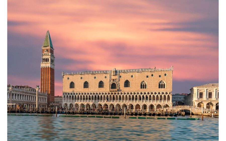 Venice: Mysterious Tales of Ghosts and Murders - Corte Seconda del Milion and the Marco Polo connection