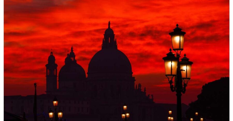 Venice: Mysterious Tales of Ghosts and Murders - Starting at Campo San Bartolomio