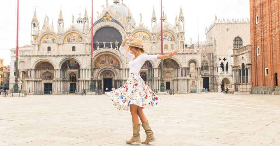 Venice: Photoshoot at Piazza San Marco and the Canals - Key points at a glance