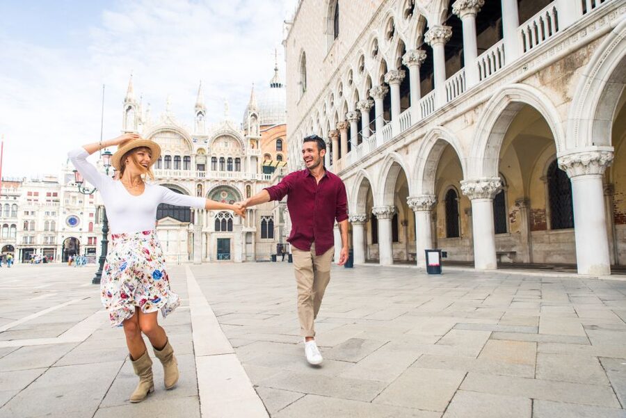 Venice: Photoshoot at Piazza San Marco and the Canals - Piazza San Marco: 45 minutes under the cameras