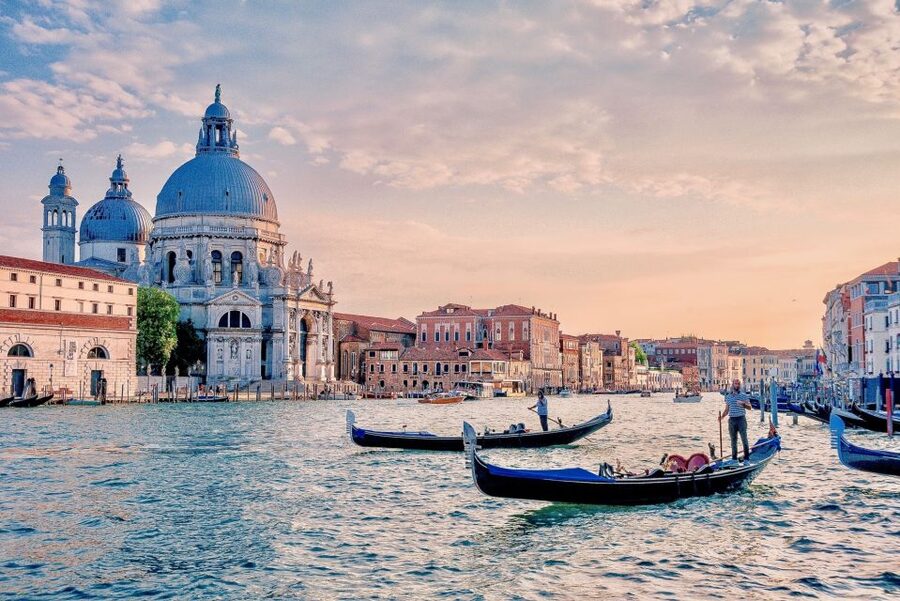 Venice: Private Gondola Ride - What the Santa Maria del Giglio departure gives you