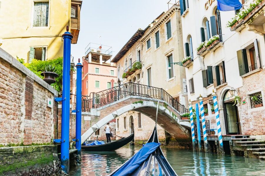 Venice: Private Gondola Ride along Grand Canal - Timing, weather, and comfort