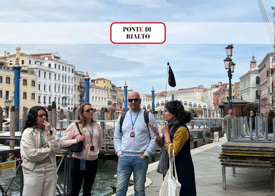 Venice: Rialto Bridge & Offbeat Unusual Venice Walking Tour - Key points to know before you book