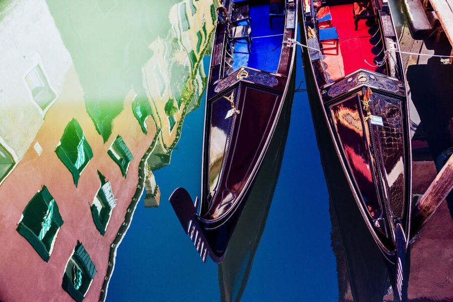 Venice: Shared Gondola Ride through the Lagoon City - Narrow canals, bridges, and San Moisè Church