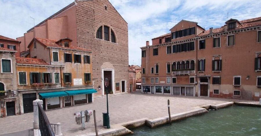 Venice: Sightseeing Tour with a Local expert - Meeting at Campiello dei Squelini in Dorsoduro