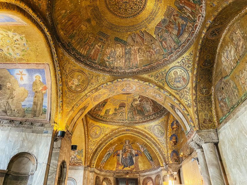 Venice: St. Mark Basilica Ticket, Audioguide+History Gallery - Collecting Your Ticket Near St. Mark’s Square