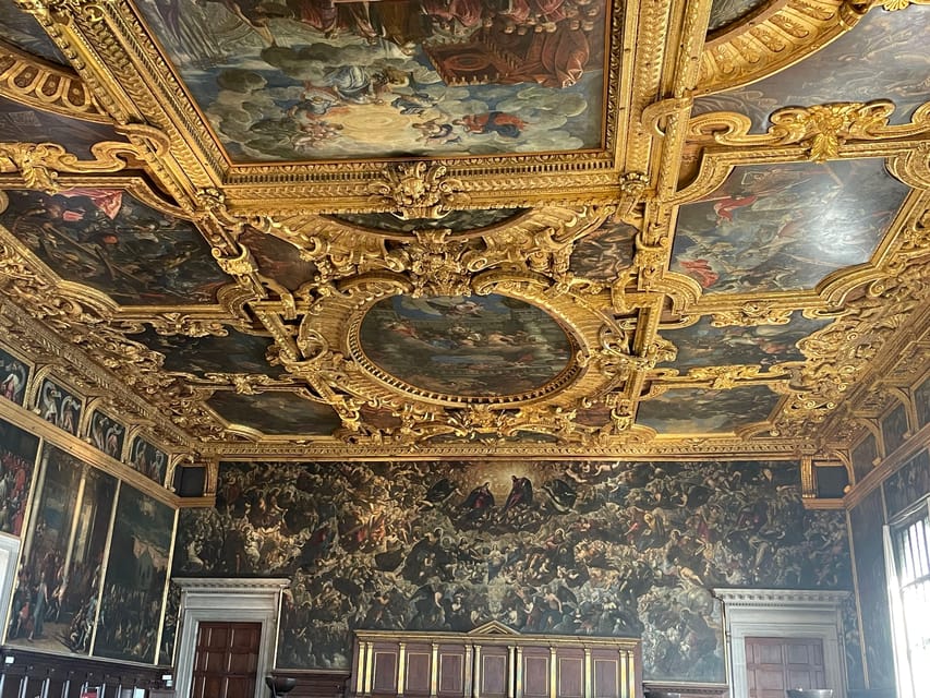 Venice: St. Mark's Basilica & Doge's Palace Tour with Ticket - The Bridge of Sighs and the Prisons