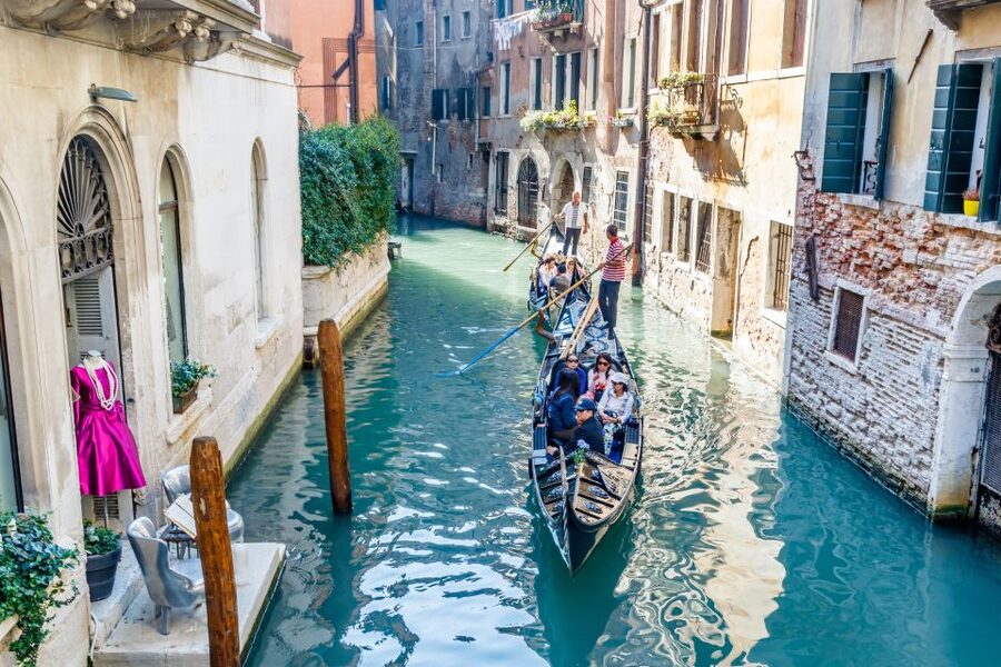 Venice: Traditional Shared Gondola Ride - The Bridge of Sighs and route variations