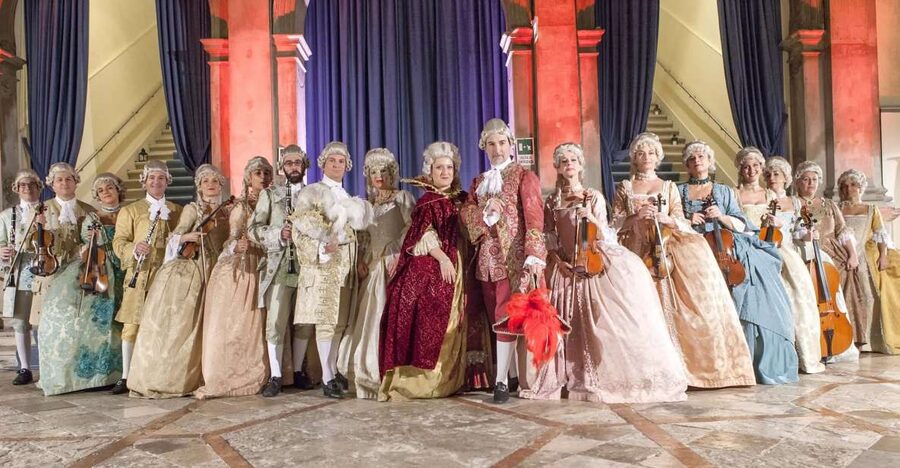 Venice: Vivaldi’s Four Seasons Live Classical Music Concert - Timing the night around Venice