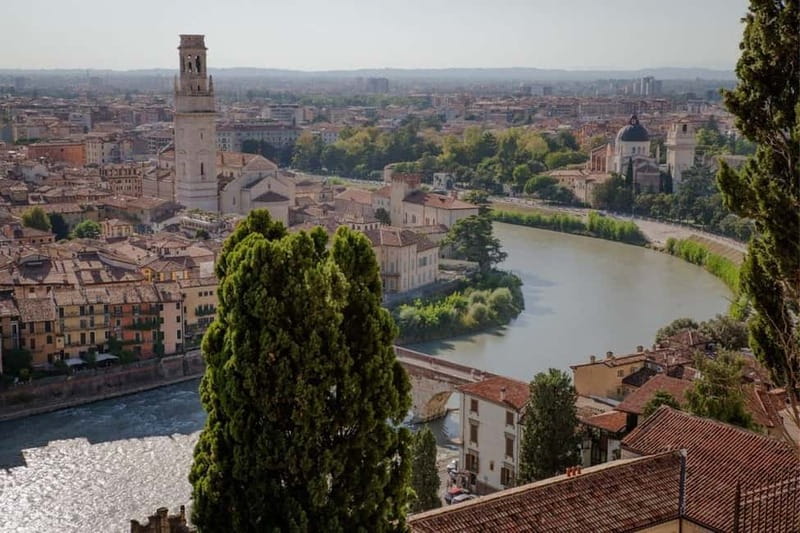 Verona: Classic and Hidden Gems Bike Tour - The cappuccino break and the three-hour rhythm