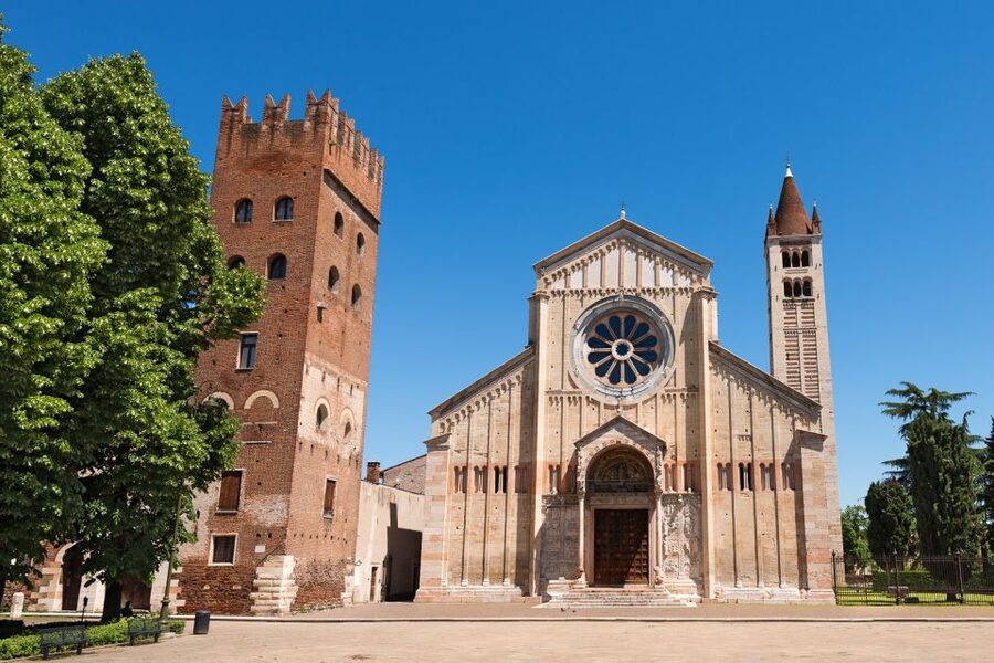 Verona: Hop-on Hop-off Tour 24 or 48-Hour Ticket - What to do at the most useful stops