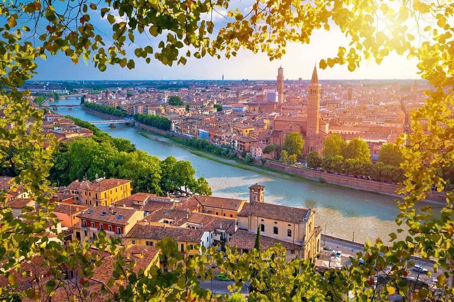 Verona: Small Group Guided Walking Tour with Arena Tickets - Starting in Piazza Bra, Verona’s grand front door