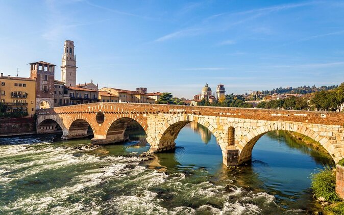 Verona walking tour:food, wine, legends, lunch/dinner & cable car - A food tour that also gets Verona on the map