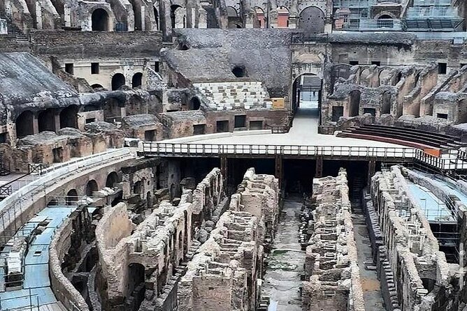 Wonders of The Colosseum Tour - Stop three: Palatine Hill and the best ancient views